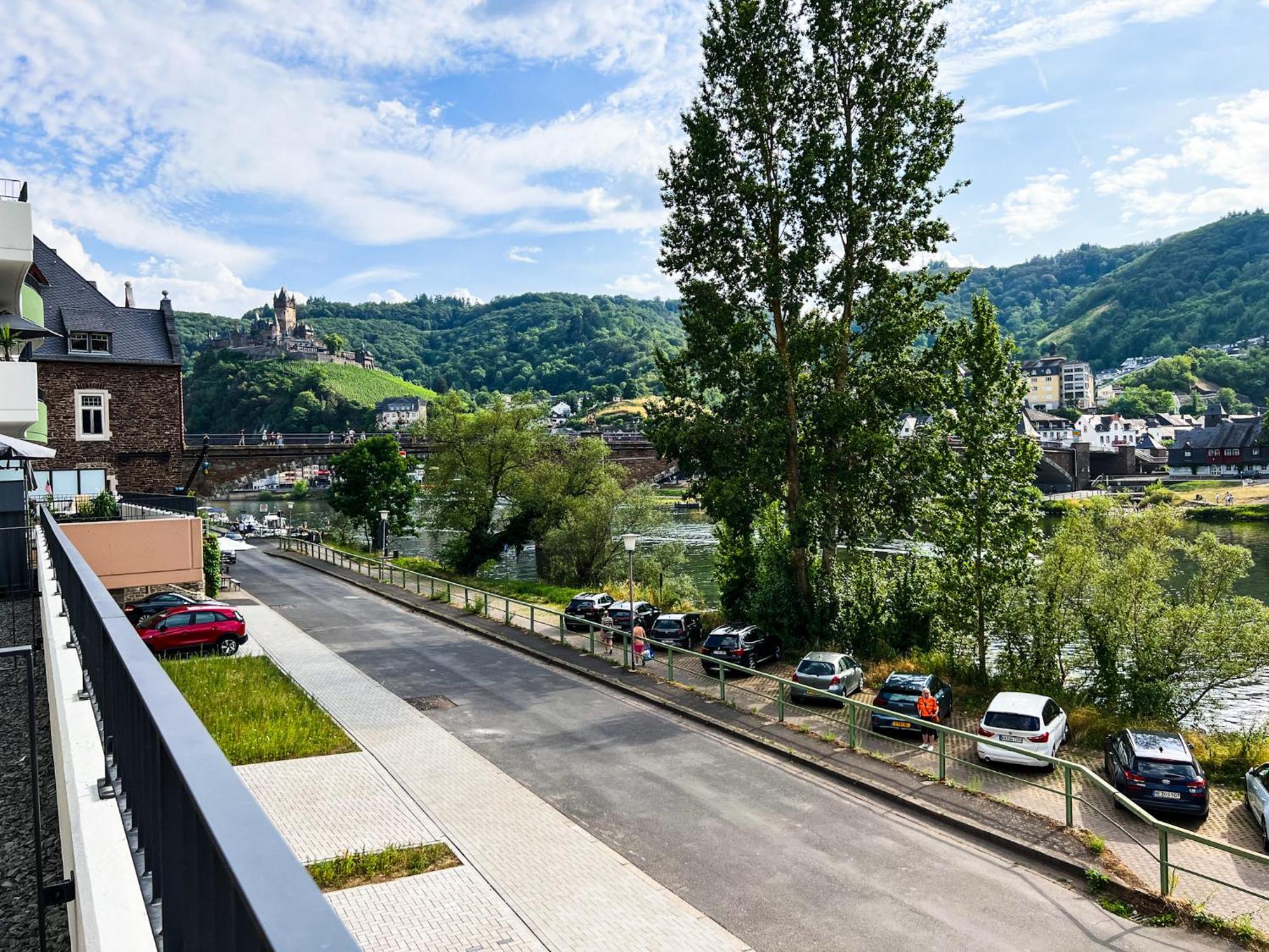 Moselblick I Ad Reichsburg Parkplatz 100M Marktplatz Cochem Exteriér fotografie